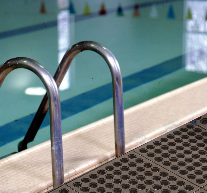 Interlocking Rubber Outdoor Pool Mat with holes
