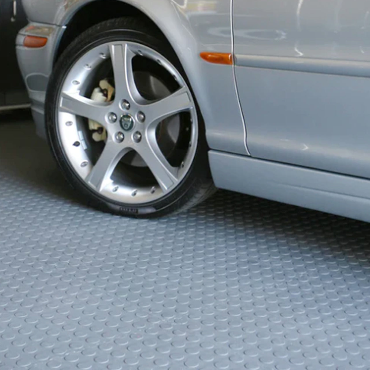 Garage Heavy Duty Nonslip Round Dot Flooring Coin Pattern Flooring Grey