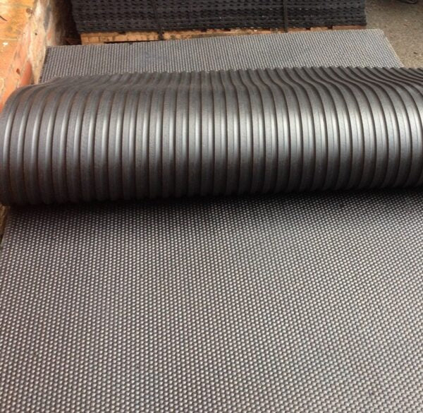 Heavy Duty Rubber Stable Mat