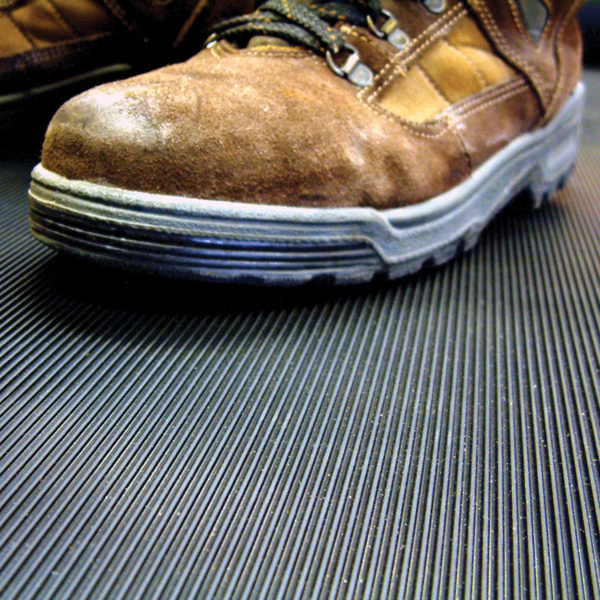 Heavy Duty Non Slip Fine Rib Rubber Matting Flooring