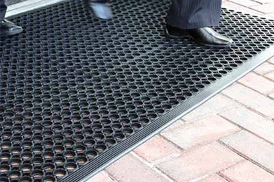 Non Slip Anti Fatigue Rubber Entrance Mats with Holes
