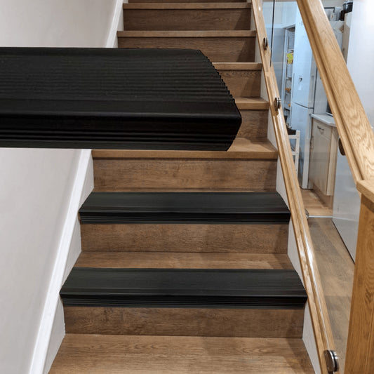 Non Slip PVC Rubber Stair Nosing Safe Tread Premium Grade Ribbed Stair Nosing Black